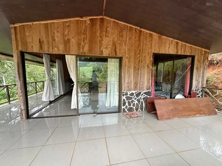 Property and cabin-style home at La Legüita, Puriscal, Costa Rica