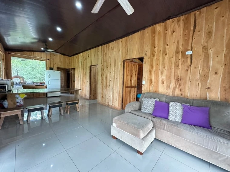 Property and cabin-style home at La Legüita, Puriscal, Costa Rica