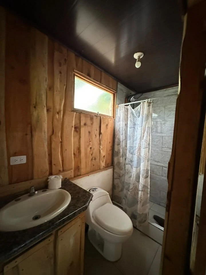 Property and cabin-style home at La Legüita, Puriscal, Costa Rica