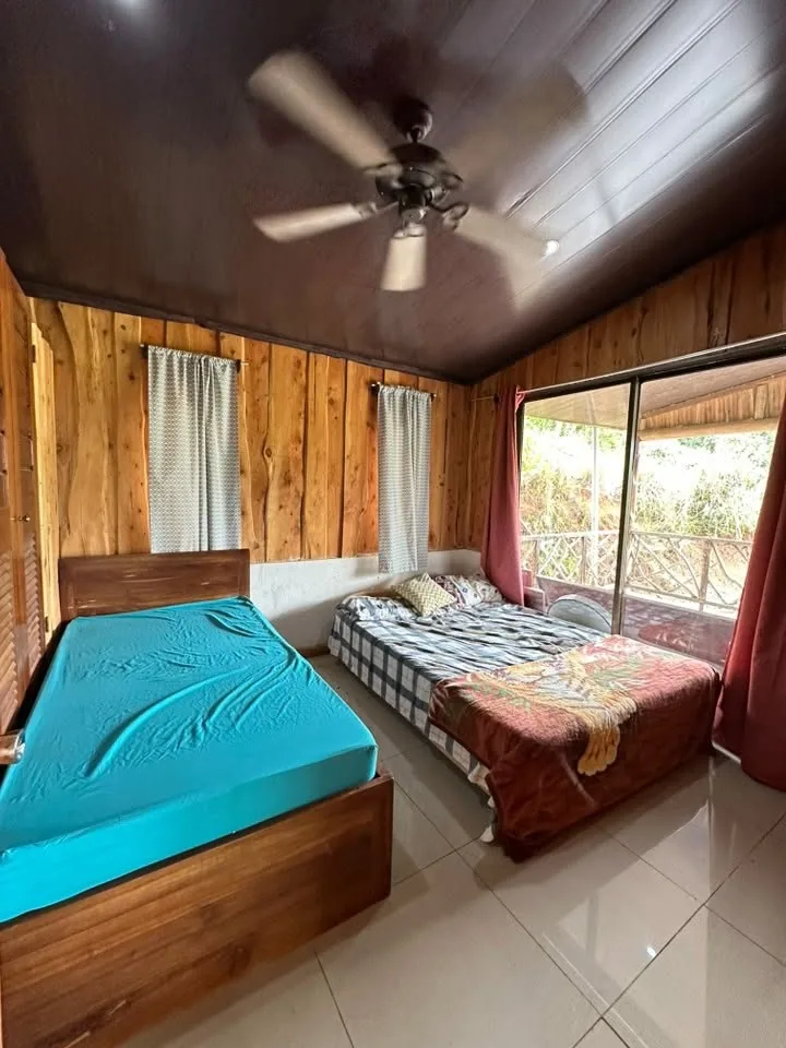 Property and cabin-style home at La Legüita, Puriscal, Costa Rica